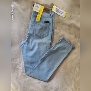 NWT Calvin Klein skinny jeans